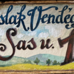 Saslak_vendeghaz_tabla
