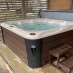 Jacuzzi-pmwn2kwgfwfi1dk8b7qy84abnggcwte1f7vfc9r73q